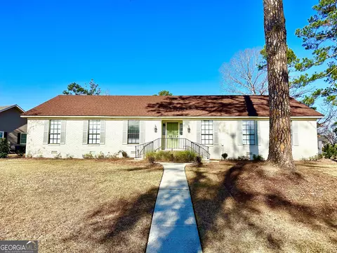 2610 Pebblewood Dr, Valdosta, GA 31602