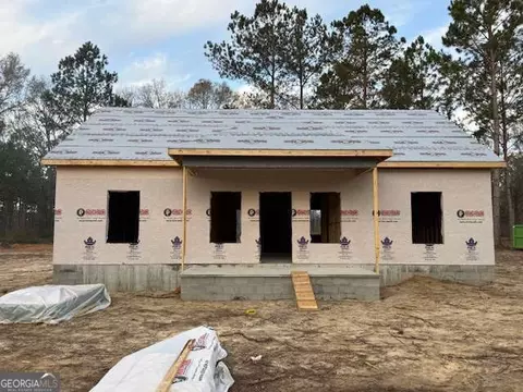 251 Ford St, Poulan, GA 31781