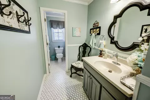 Bath - Undisclosed, Calhoun, GA 30701 photo 1 of 7