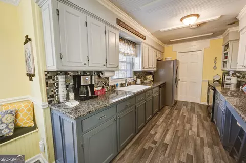 Kitchen - Undisclosed, Calhoun, GA 30701 photo 2 of 4