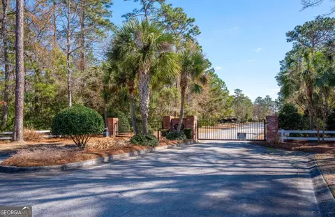 140 Bluebill Trl, Brunswick, GA 31523 photo 2