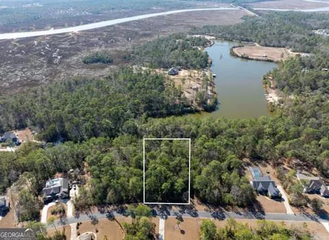 140 Bluebill Trl, Brunswick, GA 31523