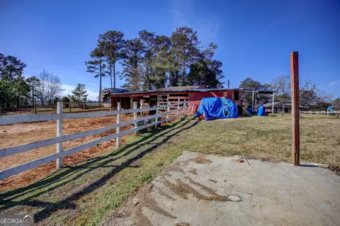 Exterior - 63 Neely Hammonds Rd, Covington, GA 30014 photo 6 of 9
