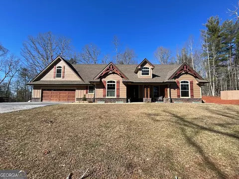 3331 Gumlog Rd, Young Harris, GA 30582
