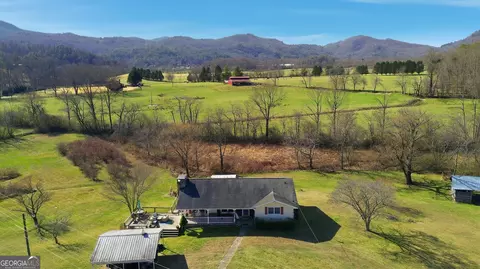 190 Legendary Ln, Rabun Gap, GA 30568