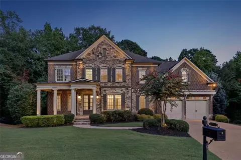 1070 Stonegrove Ln, Roswell, GA 30075