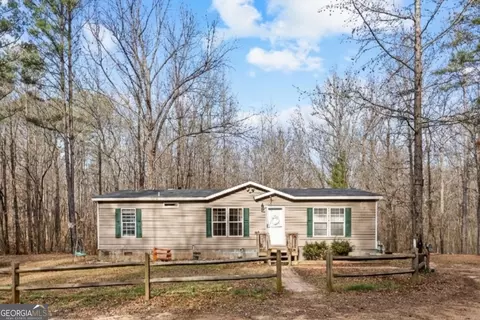 888 Minardi Dr, Hogansville, GA 30230