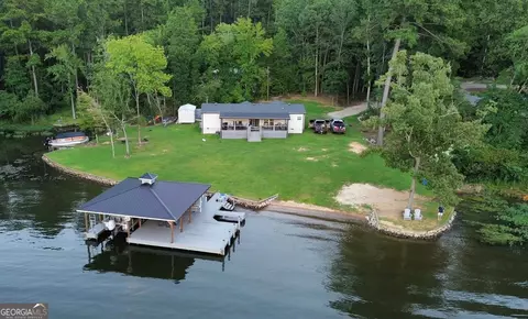 60 Bay Pt, Sparta, GA 31087