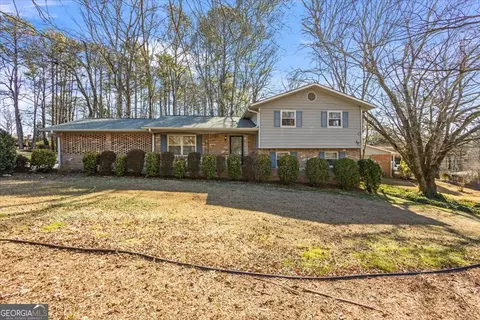 3241 Wildwood Dr SW, Marietta, GA 30060