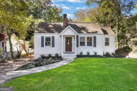 207 Walthall St NW, Marietta, GA 30064