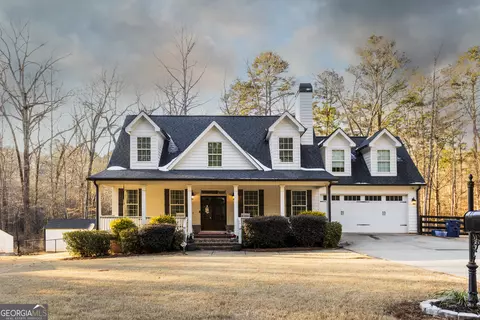 247 Shadyfield Ln, Bishop, GA 30621