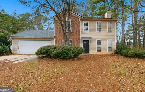 5486 Fox Valley Ln, Stone Mountain, GA 30088