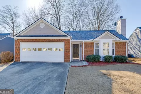 2513 Barndale Dr, Lawrenceville, GA 30044