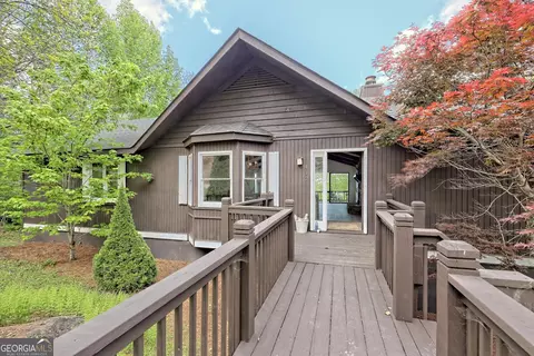 412 Bayberry Ln, Sky Valley, GA 30537