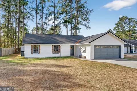 300 Foxwood Dr, Kingsland, GA 31548
