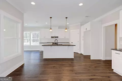 Kitchen - 128 Jasmine Ln, Lagrange, GA 30241 photo 1 of 4