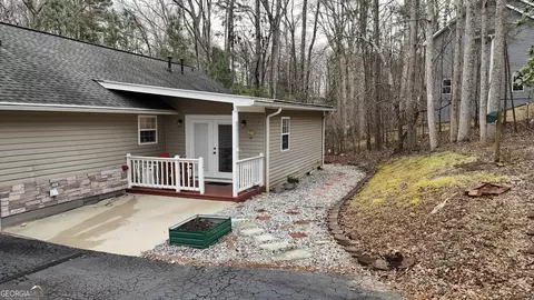 Exterior - 153 View St, Clarkesville, GA 30523 photo 4 of 6