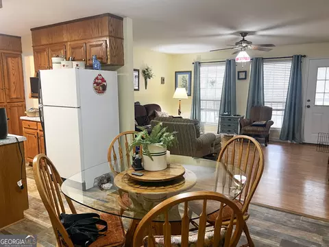 Dining - 153 View St, Clarkesville, GA 30523 photo 1 of 2