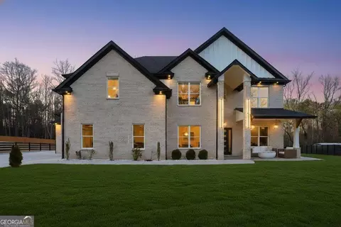 1437 Leach Dr, Lawrenceville, GA 30045