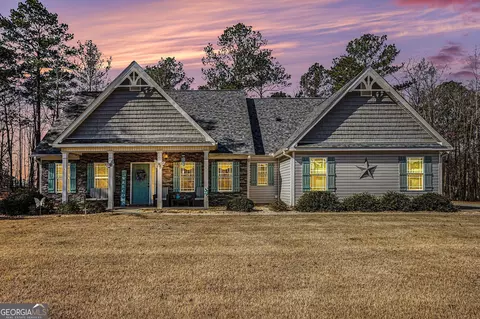 225 Cole Forest Blvd, Barnesville, GA 30204