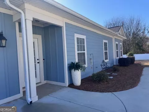 486 Nandina Ct, Warner Robins, GA 31088