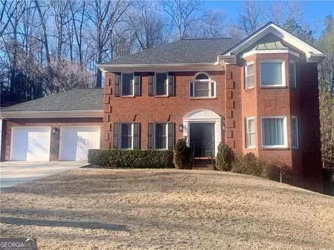 2980 Georgian Manor Dr, Johns Creek, GA 30022