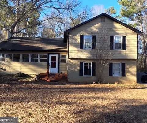 2653 Laurel Woods Ln SE, Conyers, GA 30094