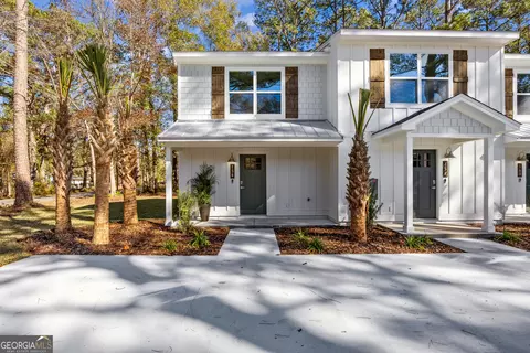 186 Clarks Bluff Rd, Kingsland, GA 31548