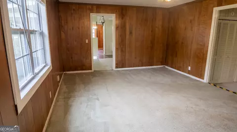 Living - 113 Pine Cir, Lagrange, GA 30241 photo 3 of 3