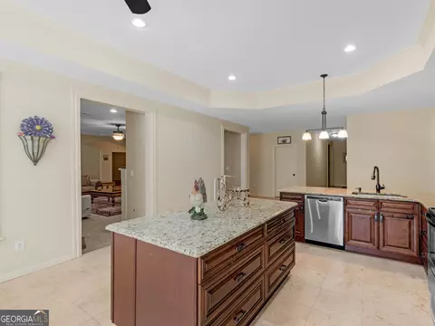 Kitchen - 1695 Whitley Rd, Dacula, GA 30019 photo 4 of 14