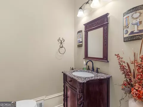 Bath - 1695 Whitley Rd, Dacula, GA 30019 photo 7 of 14