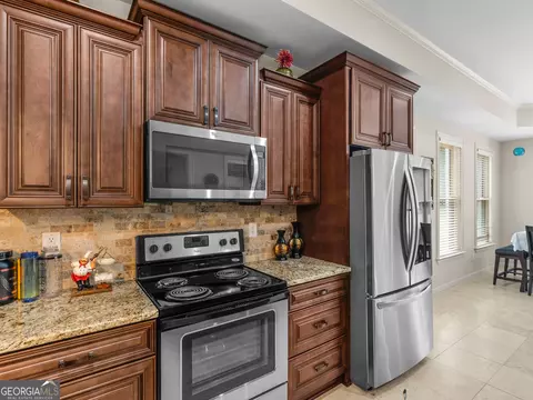 Kitchen - 1695 Whitley Rd, Dacula, GA 30019 photo 6 of 14