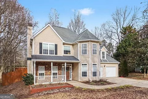15 Forest Pt, Newnan, GA 30265