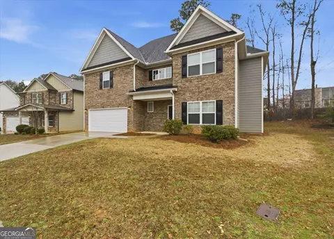 Exterior - 423 Pearson Cir, Hampton, GA 30228 photo 2 of 8