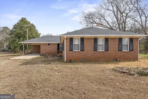 317 E Barnett St, Washington, GA 30673
