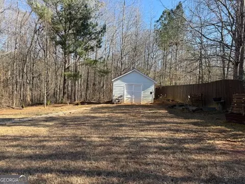 Exterior - 1209 Pendley Pt, Hampton, GA 30228 photo 9 of 14