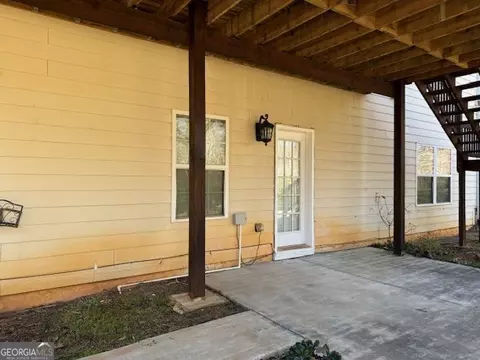 Exterior - 1209 Pendley Pt, Hampton, GA 30228 photo 6 of 14