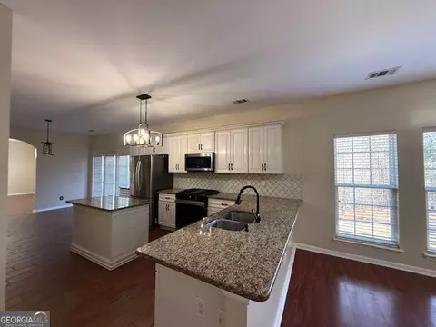 Kitchen - 1209 Pendley Pt, Hampton, GA 30228 photo 1 of 2
