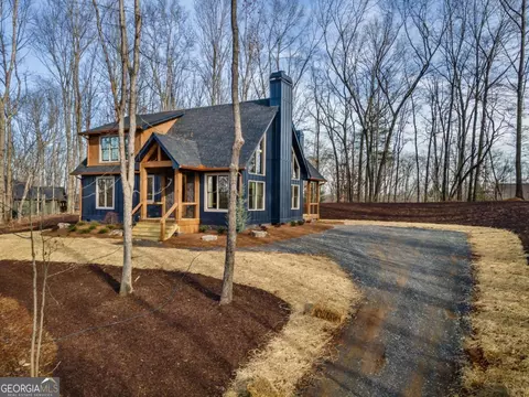 70 Cascading Brook Ln, Blue Ridge, GA 30513