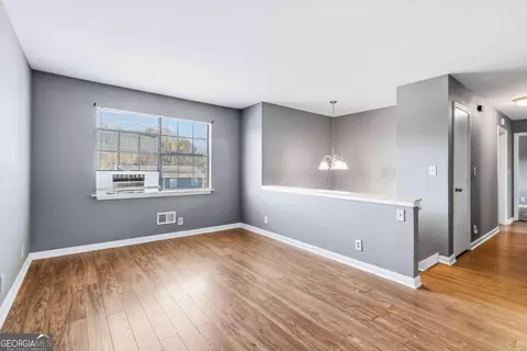 2724 Oxford Dr, Decatur, GA 30034