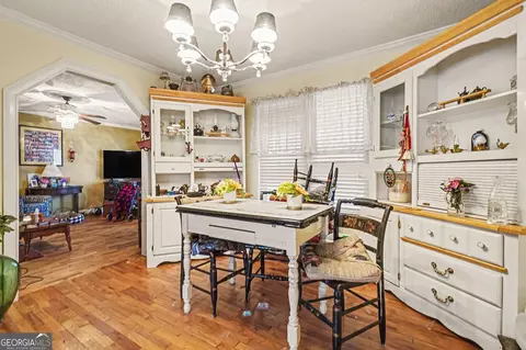 Dining - 1497 Harris Rd, Jasper, GA 30143 photo 1 of 2