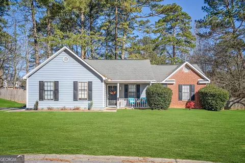 1528 Carriage Ln, Jonesboro, GA 30238