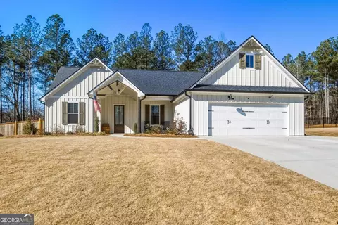 560 Barnwood Dr, Rockmart, GA 30153