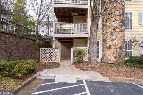 6808 Glenridge Dr #6808J, Atlanta, GA 30328