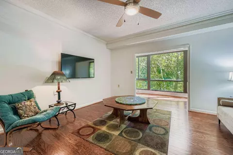 1800 Clairmont Lk #A325, Decatur, GA 30033