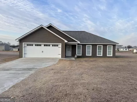 1052 Field St, Dudley, GA 31022