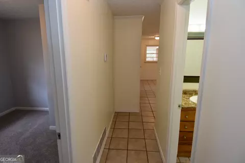 Entry Way - 550 Gresham Rd, Zebulon, GA 30295 photo 1 of 1