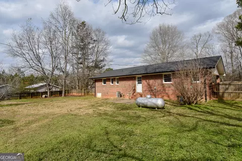 Exterior - 550 Gresham Rd, Zebulon, GA 30295 photo 10 of 10