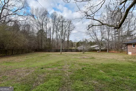 Exterior - 550 Gresham Rd, Zebulon, GA 30295 photo 9 of 10