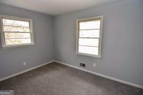 Bedroom - 550 Gresham Rd, Zebulon, GA 30295 photo 3 of 4